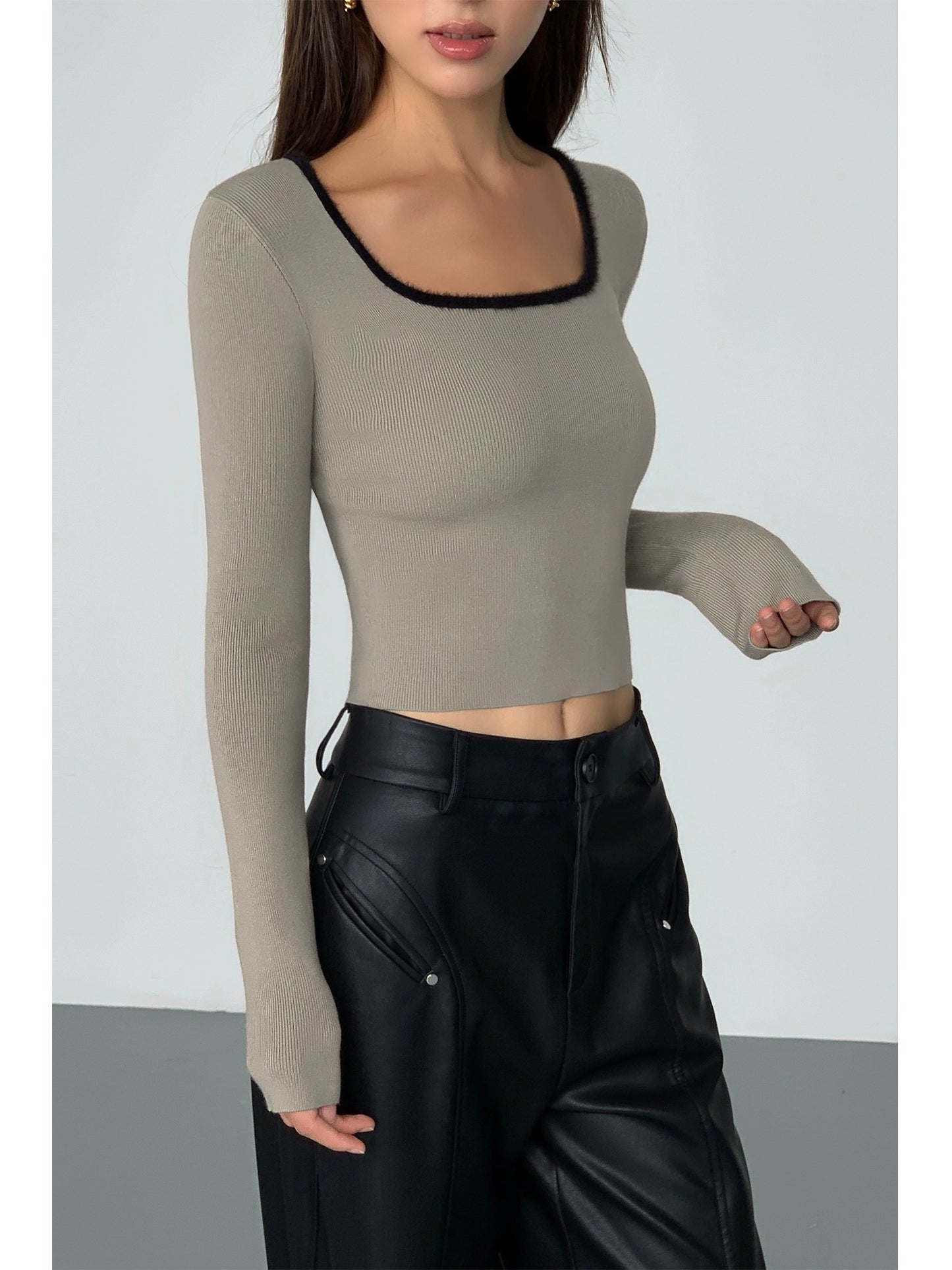 Averie Framed Noir Top