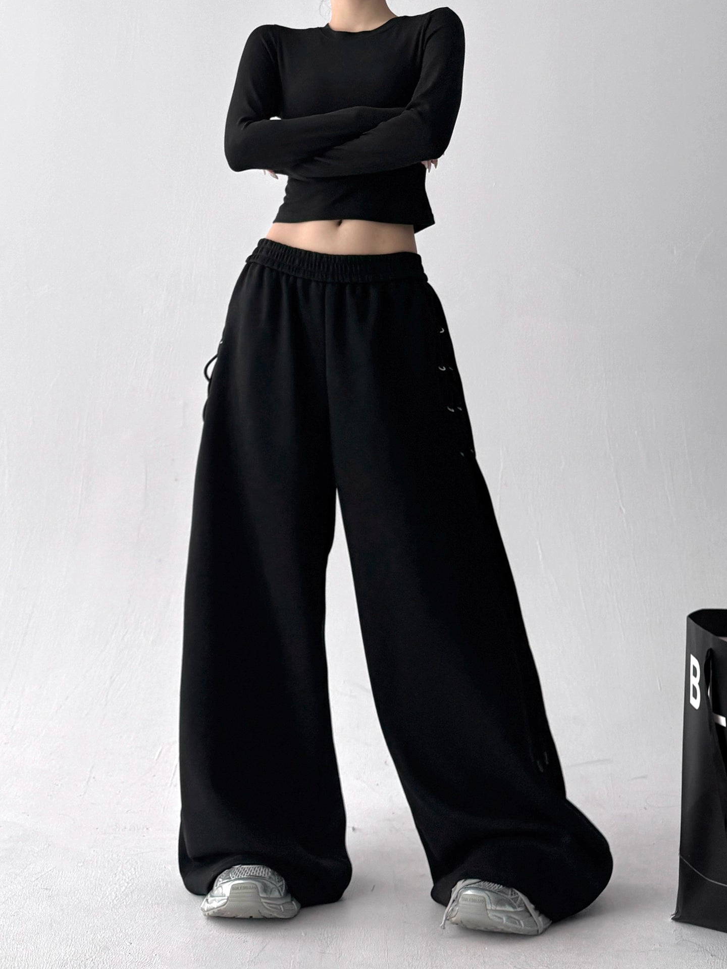 Veloura Lace Sweatpants