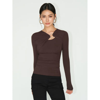 Sable Twist Detail Top