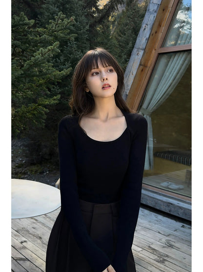 Elin Edgy Sleeve Top
