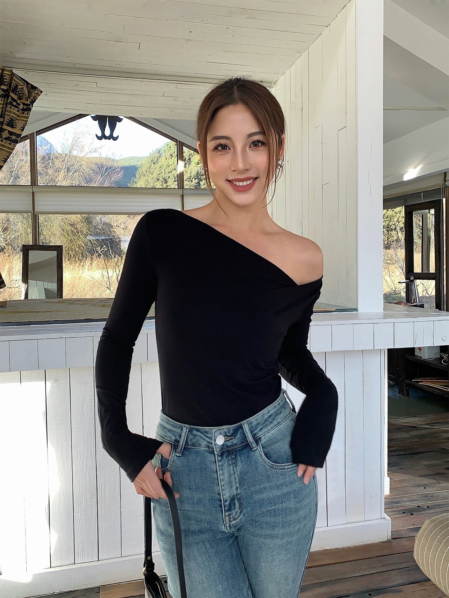 Thea Bold Angle Top