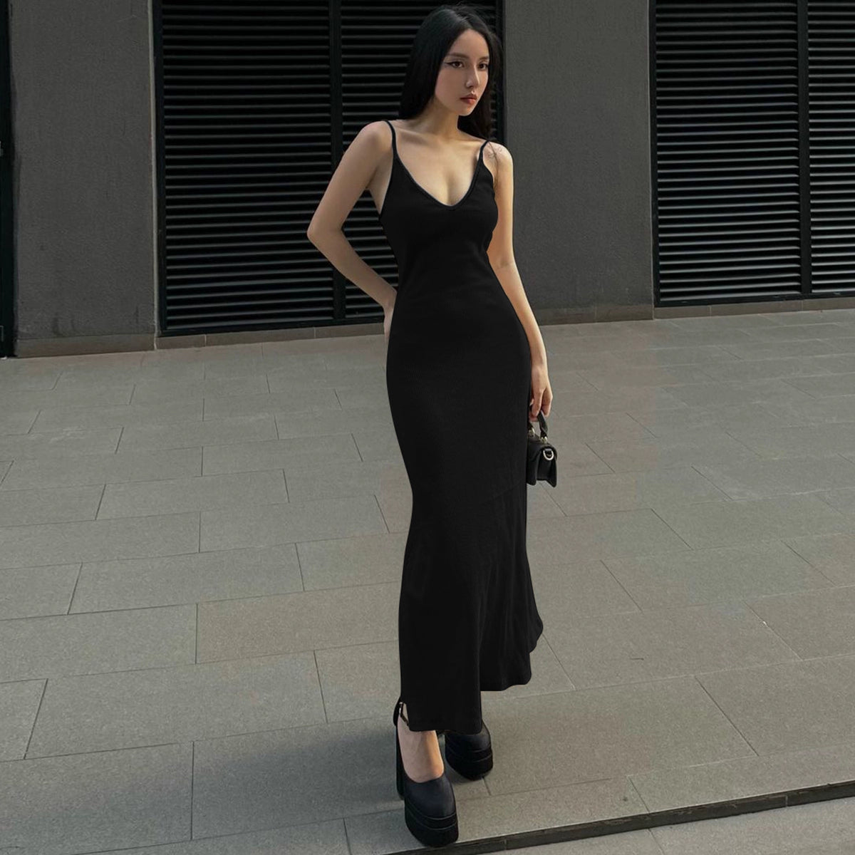 Shemoda: Lena V-neck Maxi Dress - xs | Nüra - Discover elegance with Shemoda's Lena V-neck Maxi Dress. XS size, minimalist style, perfect for summer or evening events. Shop now! - $19.00