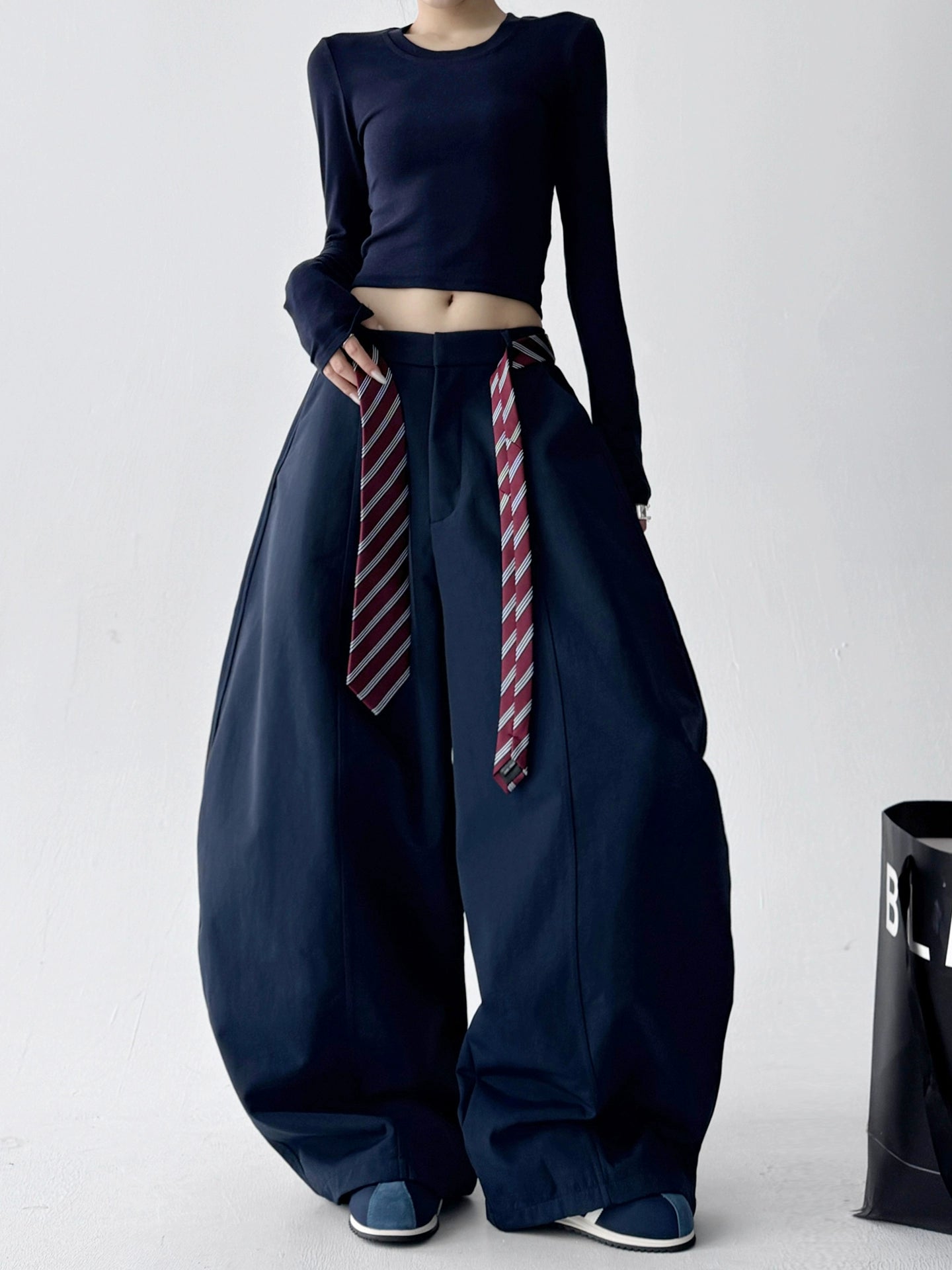 Necktie Balloon Pants
