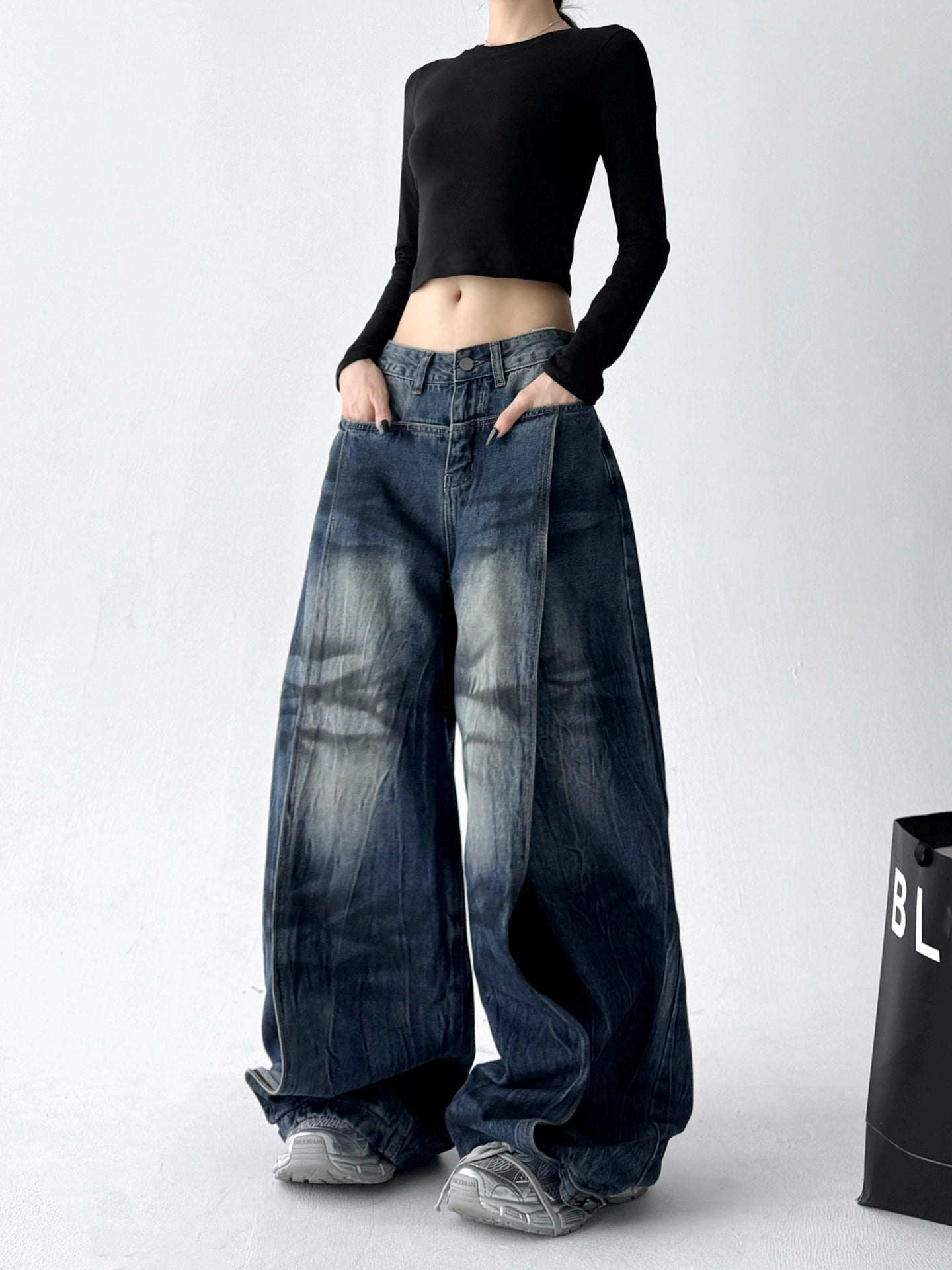 Eclipse Balloon Jeans