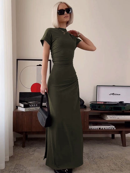Shemoda: Zara Maxi T-Shirt Dress | Nüra - Discover timeless style with Shemoda's Zara Maxi T-Shirt Dress. Slim fit, knee-length, and versatile for any occasion. Shop now for effortless elegance. - $19.00