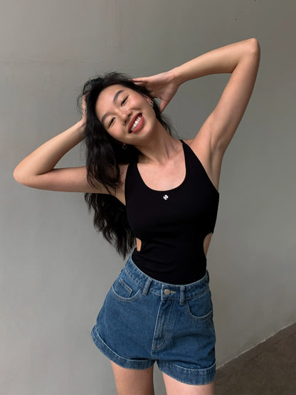 Synn Cut-Out Top
