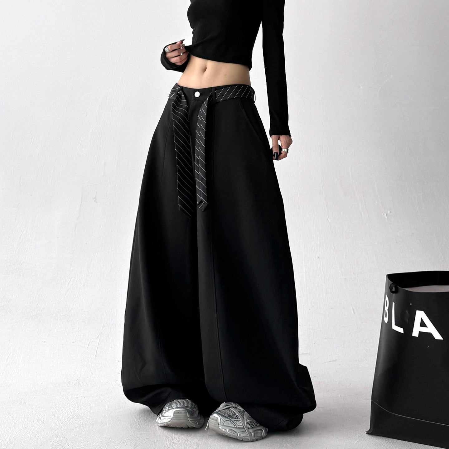 Voluxe Wide Pants