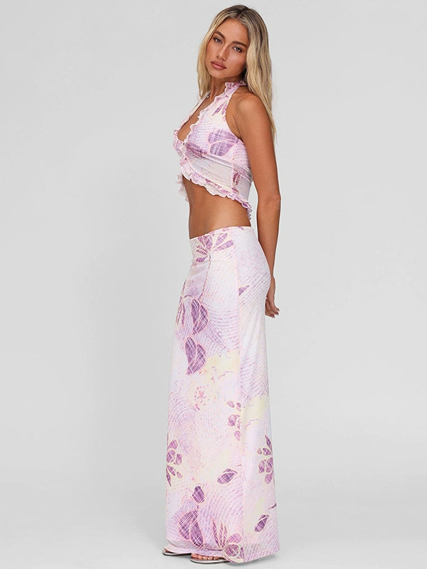 Shemoda: Hana Bloom Set | Nüra - Elevate your holiday style with Shemoda's chic Hana Bloom Set: a lace tank and matching half skirt for a sexy, elegant look on warm days. - $28.00