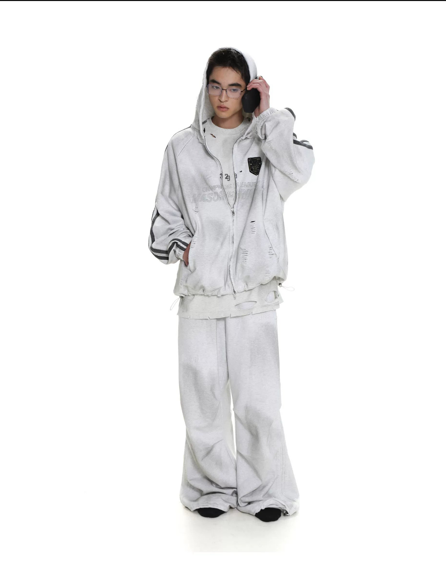 Frayed League Hoodie (Regular Style)