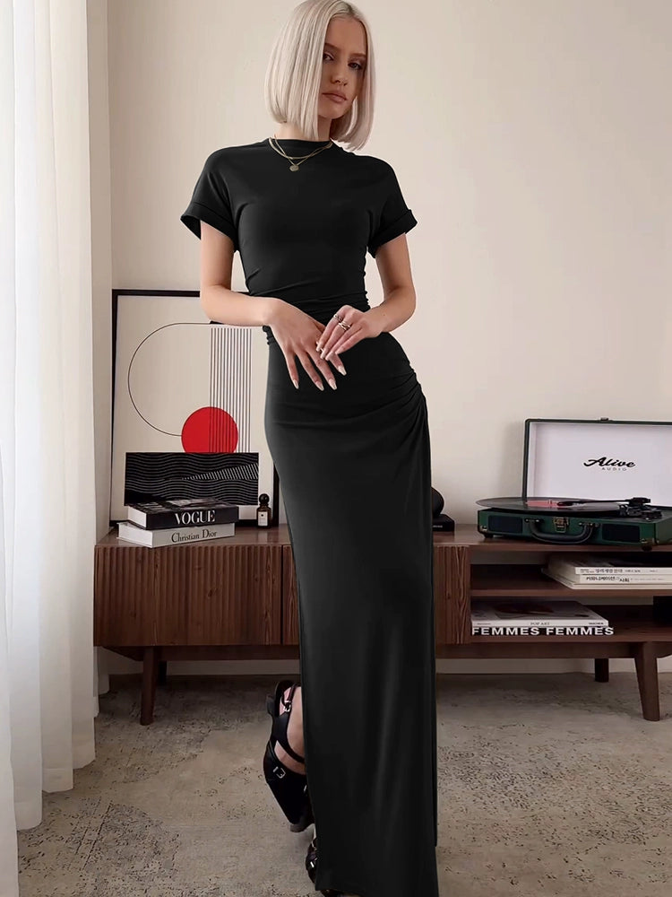 Shemoda: Zara Maxi T-Shirt Dress | Nüra - Discover timeless style with Shemoda's Zara Maxi T-Shirt Dress. Slim fit, knee-length, and versatile for any occasion. Shop now for effortless elegance. - $19.00